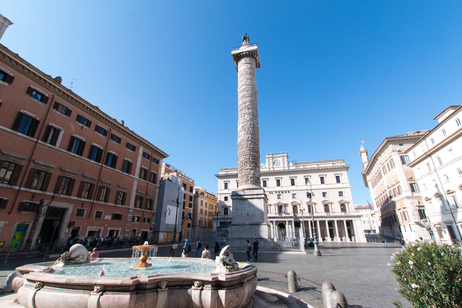 Marc-Aurel-Säule auf der Piazza Colonna